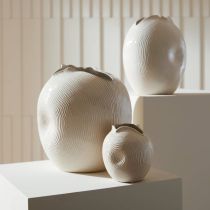 7712 Blume Vases, Set of 3 Enviormental View  2