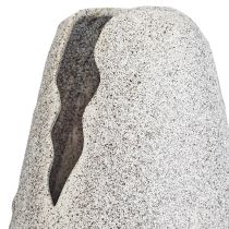 AVC18 Livia Vase Side View