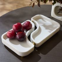 AYC03 Lily Tray Enviormental View 1