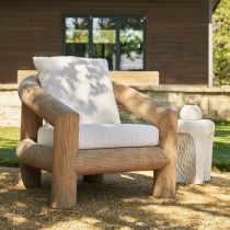 FRS10 Easley Outdoor Chair Enviormental View  2