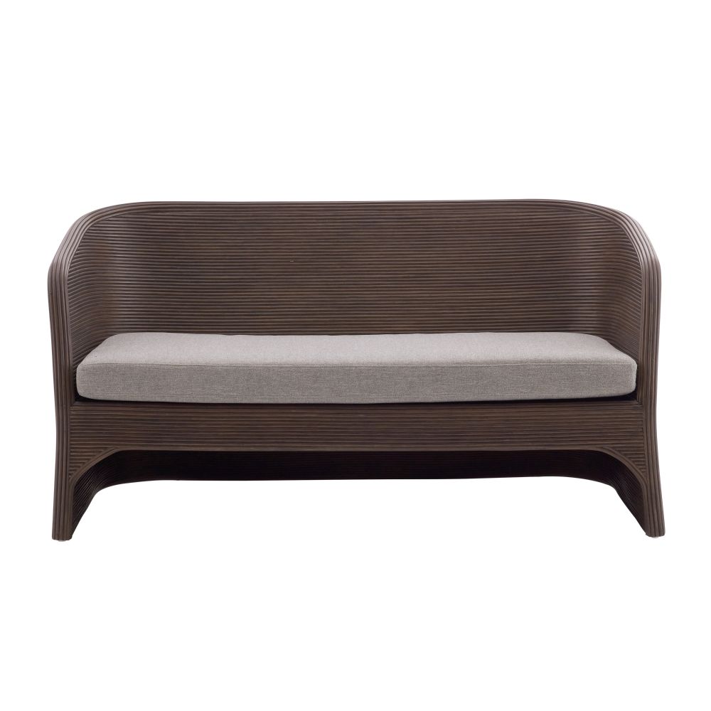 Itiga Settee