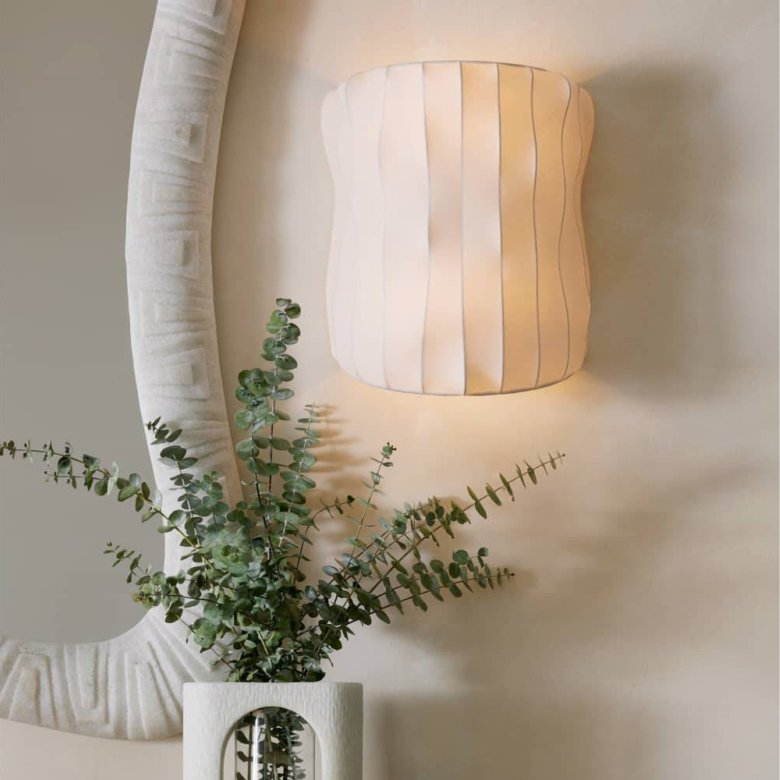 Famoso Wall Sconce