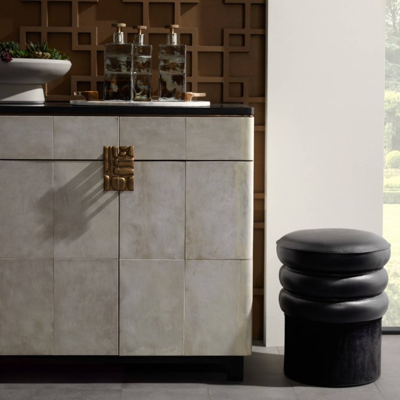 Braelyn Credenza