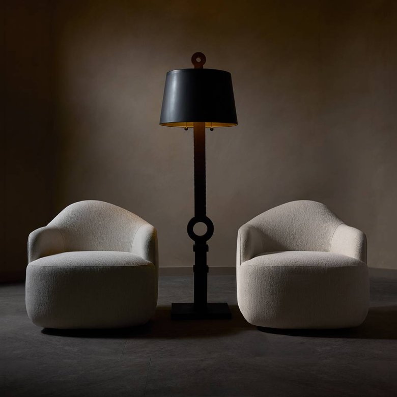 Boulder Swivel Lounge Chair, Right
