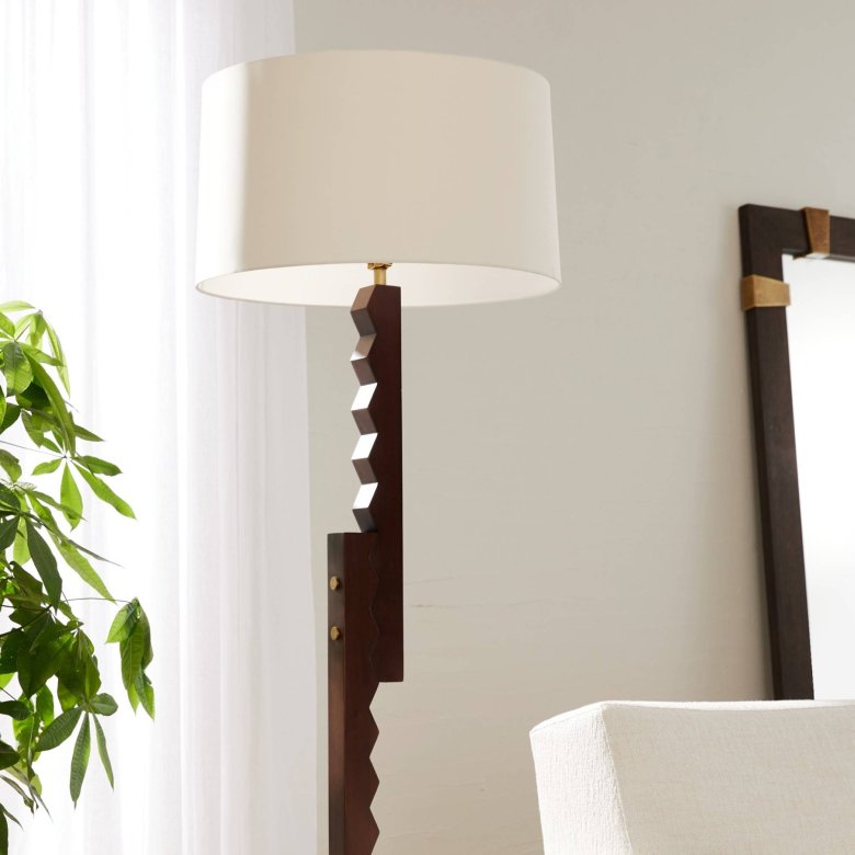 Elvis Floor Lamp