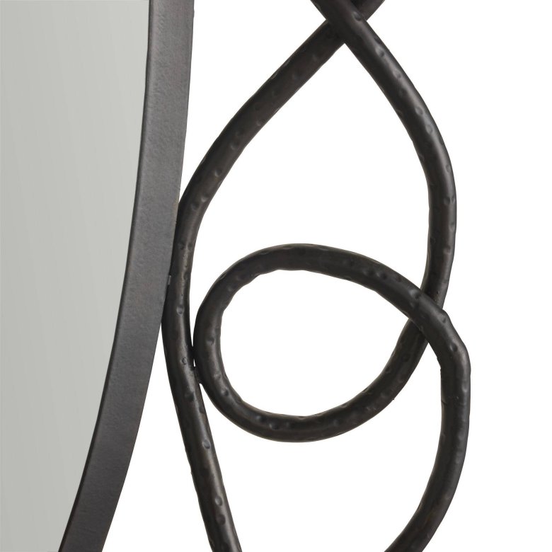 Linnea Mirror