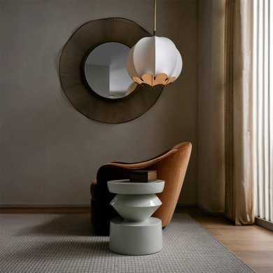 Uma Accent Table