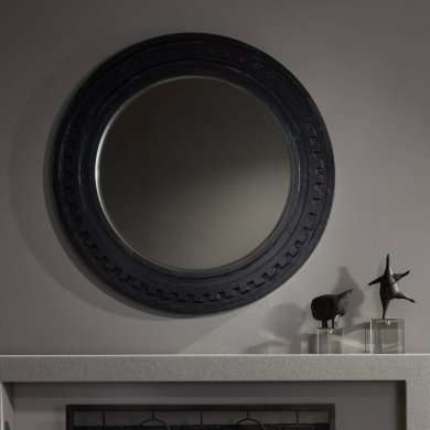 Yaretzi Mirror