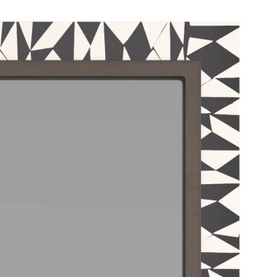 Aghassi Mirror