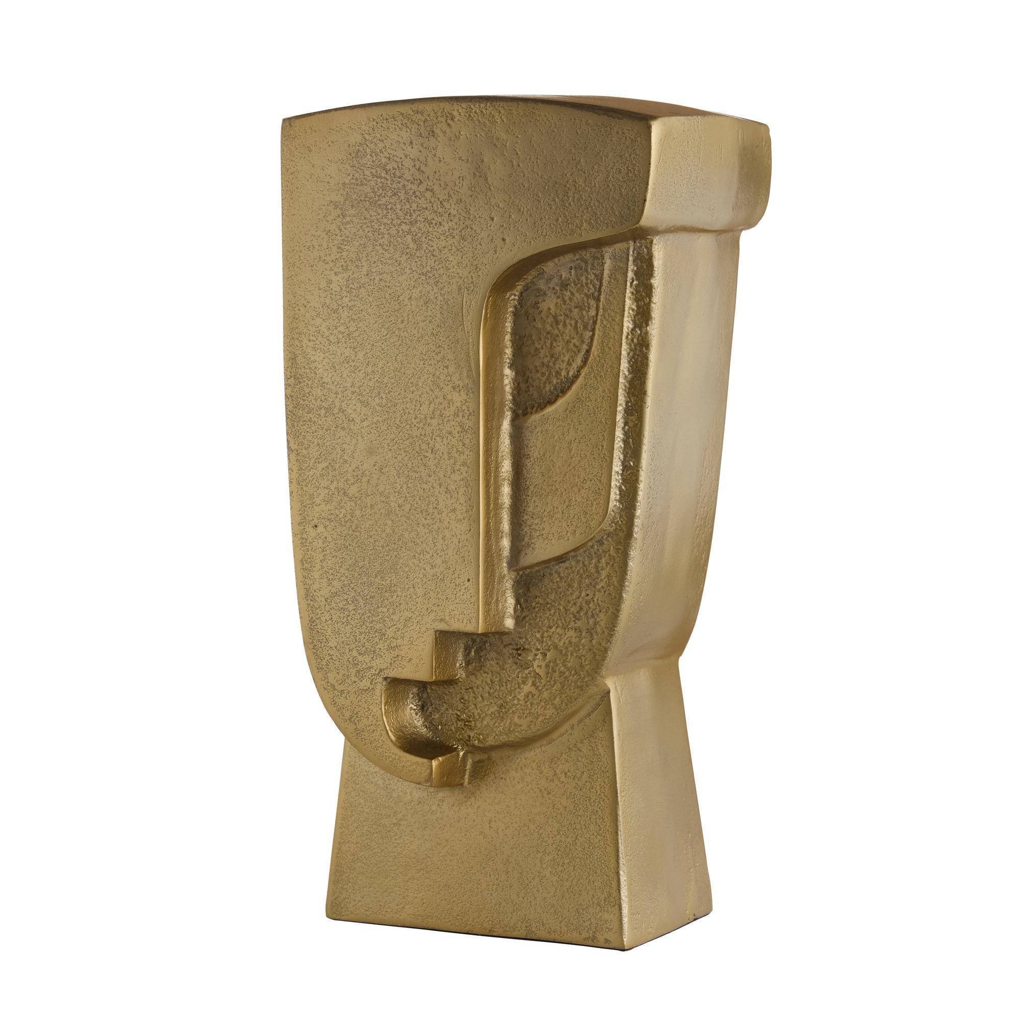 Liam Sculpture