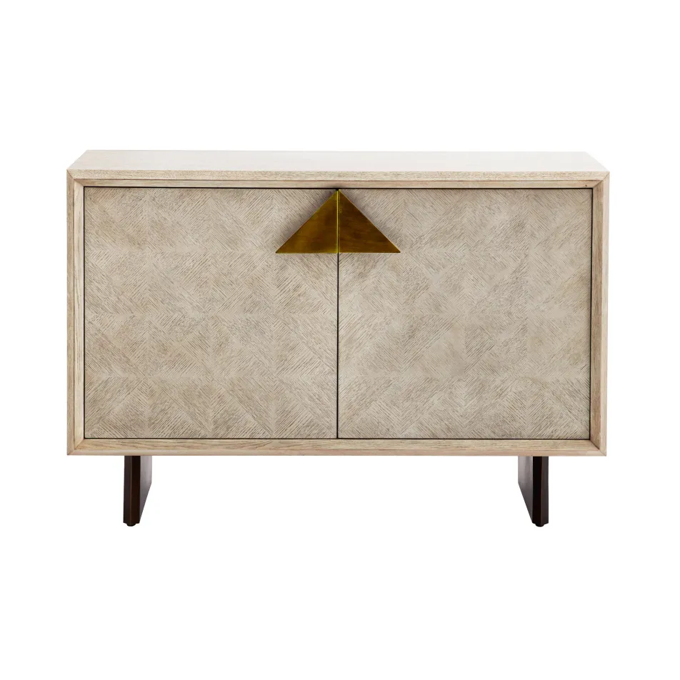 Naomi Cabinet